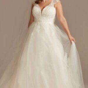 Brand New | Never Worn | OLEG CASSINI Plunging Open Back Tulle Wedding Dress